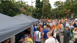 Manifestation Macron Destitution à place Denfert Rochereau à Paris le 31 Aout 2024  Vidéo 2 [upl. by Cailean]