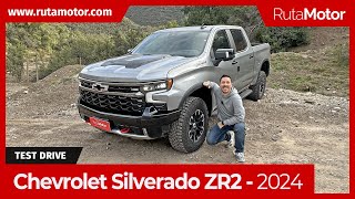 Chevrolet Silverado ZR2 62  Nunca es tarde para subirse a una pickup V8 de verdad Test Drive [upl. by Ihsir861]