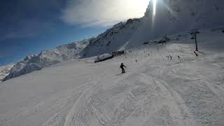 TIGNES  Grattalu a terrific Blue run nice and wide to help your improve your skiing skills [upl. by Iroj]