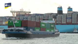 Maersk McKinney Moller in de haven van Rotterdam [upl. by Norod526]