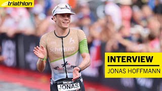 Jonas Hoffmann wird nach Aufholjagd beim Laufen zweitbester Deutscher  IronmanWM 2024 [upl. by Acisey373]