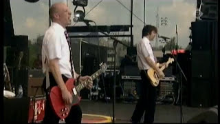 The Presidents of the United States of America  PeachesKick out the JamsShout Live  Pinkpop 2005 [upl. by Assirem]