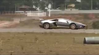 Lamborghini Aventador Roadster pega fogo no Brasil [upl. by Aitak]