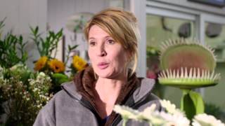 Flower Shop Julia Davis [upl. by Mendive]