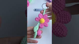 crochet a beautiful flower 🌸keyring ideas 🥰crochet like keychain flower [upl. by Jerrilee]