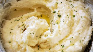 THE BEST CREAMY MASHED POTATOES EVER  MAKE THIS FOR YOUR THANKSGIVING DINNER  SO EASY [upl. by Ahsekat613]