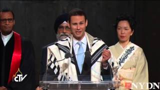 Cantor Ari Schwartz sings Jewish prayer of fallen [upl. by Eleaffar9]