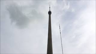 The Emley Moor Radio Tower a 330m tall radio mast in Emley UK [upl. by Nayab642]