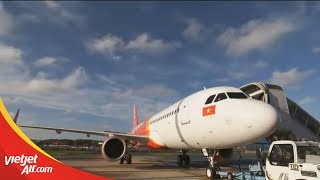 Cận cảnh lắp ráp máy bay Airbus A320 cho Vietjet [upl. by Ayoral]