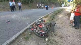 Motocilcista queda gravemente herido tras impactar contra camión bananero [upl. by Artied443]