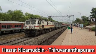 22654 Hazrat Nizamuddin  Thiruvananthapuram Superfast Express [upl. by Lahey206]