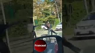 🇧🇪 2 policiers agressés par un homme à Etterbeek Belgique durant une interpellation 28102021 [upl. by Arick676]