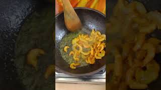 চিংড়ি দিয়ে কচু  Prawns With Wild Taro Root Recipe shorts fish chaatrecipe [upl. by Jon]