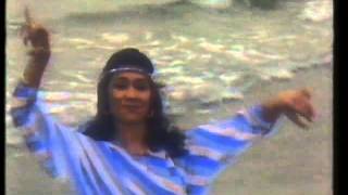 REMEDIOS AMAYA  QUIEN MANEJA MI BARCA VIDEOCLIP 1983 [upl. by Siradal]