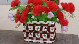 How to make flower vase😍 with newspapers🫶🏻 viralvideo 2024 homemade vase verycreative [upl. by Nevlin]