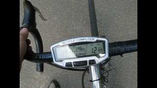 Sunding SD558A electronic bicycle computer speedometer action video [upl. by Benyamin]