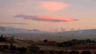 Alto Cumulus Lenticularis Rascacielis [upl. by Desdamona]