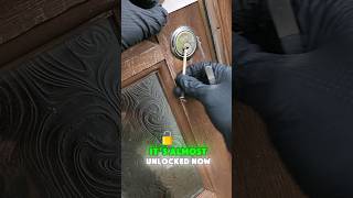 Angry Customer Lockout Pt1 😡 Lockout locksmith [upl. by Dempsey765]