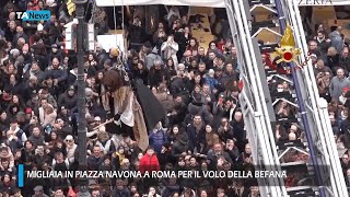 Migliaia in piazza Navona a Roma per il volo della Befana [upl. by Nnawtna664]