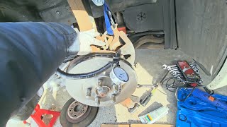 How to replace Rotors to prevent pulsating Brakes [upl. by Renny]