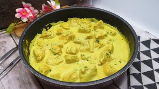 Curry de poulet au lait de coco [upl. by Odnomyar]