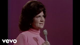 Kitty Wells  It Wasnt God Who Made Honky Tonk Angels Live [upl. by Enenstein]