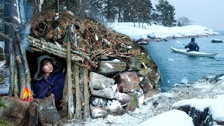 3 Days Extreme Winter Camping on a FROZEN ISLAND [upl. by Helm739]