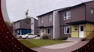 Logements neufs et abordables à la manière de Rimouski [upl. by Tollman]