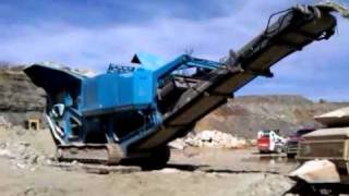 Powerscreen Pegson XR 400 crushing limestone [upl. by Akemej]