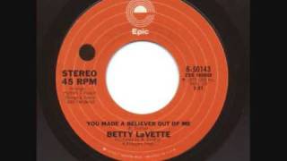 Bettye LaVette You Made A Believer Out Of Me [upl. by Dahsraf]