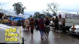 Sikh pilgrims outside Baba Guru Dutta Gurudwara Punjab [upl. by Scever547]