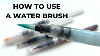 How to use a water brush 🖌️ 💧 Useful for urban sketching 🎨 [upl. by Nolrak674]