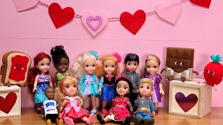 Valentines Day 2024  Elsa amp Anna toddlers  school decorating  gifts  games  Barbie [upl. by Nneb]