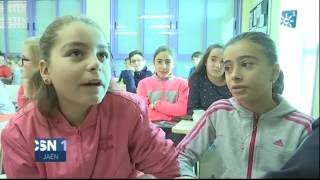 Fomentan alimentos saludables y de la tierra en una escuela de Noalejo [upl. by Otrebtuc279]