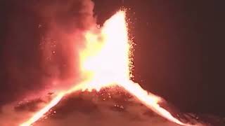 Horrible Today Live Footage Deadly Eruption Naples Caught in the Wrath of Mount Vesuvius [upl. by Georgi]