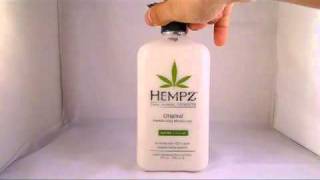 Hempz Herbal Original Moisturizng Lotion Review by Salon Professional [upl. by Rock125]