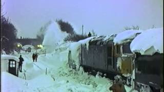 2 Snowdrift at Lenham Heath Sat 17 Jan 87 [upl. by Rech]