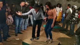 Arriba Pichataro 🤠a Zapatear con Los Jilguerillos del Huerto💃 [upl. by Elsa378]