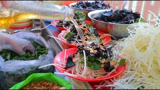 How to make the Best Vietnamese Green Papaya Salad Som Tum Recipe [upl. by Blanding948]