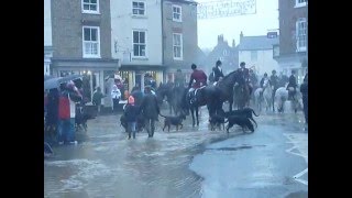 POCKLINGTON FLOODS AS THE HIGHMOOR BLOODHOUNDS PACK VISIT BOXING DAY 2015 [upl. by Heidy]