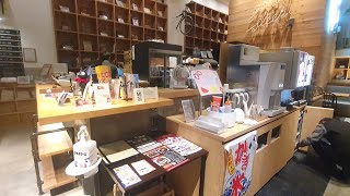 Hostel  Cybercafe in Kitakyushu  Japan  Traveler Ni [upl. by Theona]