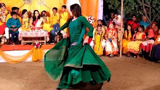 বিয়ে বাড়িতে মেয়েটির অসাধারণ নাচ  New Wedding Dance Performance  Dj Sravanthi  ABC Media [upl. by Adekam]