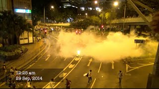 【20140928 擴大運動 佔領街道】香港警察暴力清場打開《雨傘革命》序幕 [upl. by Bobbi442]