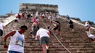 Mexiko  Welt der Maya  Chichén Itzá  Pyramide Kukulcan [upl. by Ainehta509]