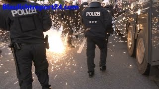 Einsatz extrem 1 Mai Demo Hamburg Heftige Krawalle Schlagstock Pfefferspray Wasserwerfer Riot [upl. by Refannej399]