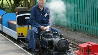 Halton Miniature Railway Trains at Runcorn Railway Town park [upl. by Aisek]