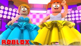 Roblox Fashion Famous With Molly And Daisy [upl. by Adnorrehs]