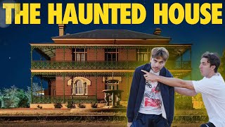 SLEEPING IN THE MOST HAUNTED HOUSE IN AUSTRALIA [upl. by Sikata]