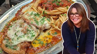 How to Make Mamma LeonesStyle Veal Parmigiana  Rachael Ray [upl. by Colton102]