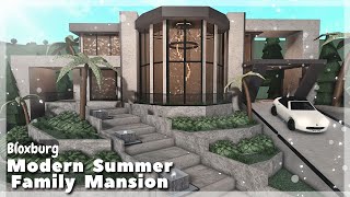 BLOXBURG Modern Summer Family Mansion Speedbuild  Roblox House Build [upl. by Haziza904]